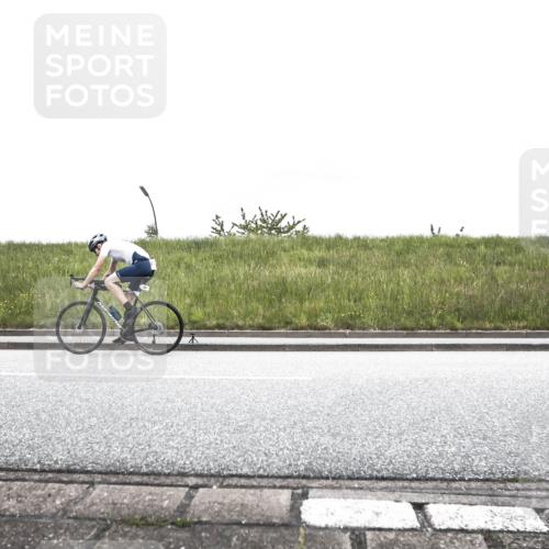 21.06.2026 - 29. Vierlanden-Triathlon H.Heesch http://msf.ph/oto/9896183 21.06.2026 09:45:41 Radfahren 20, 176, 226 meine-sportfotos.de
