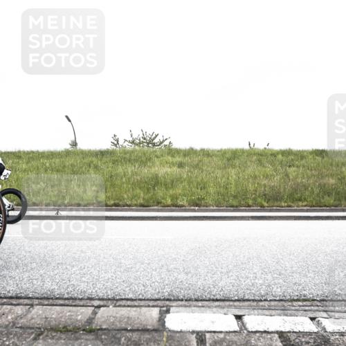 21.06.2026 - 29. Vierlanden-Triathlon H.Heesch http://msf.ph/oto/9896241 21.06.2026 09:48:48 Radfahren 138, 247, 267 meine-sportfotos.de