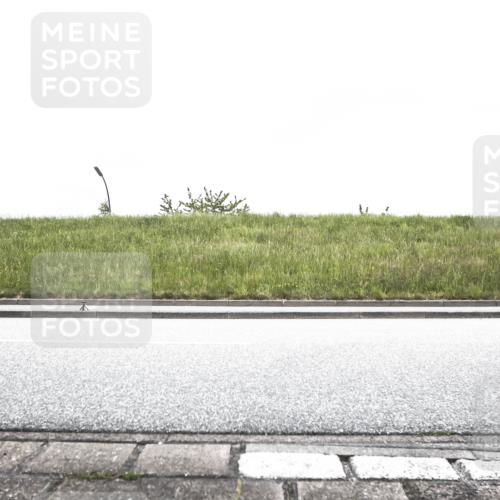 21.06.2026 - 29. Vierlanden-Triathlon H.Heesch http://msf.ph/oto/9896257 21.06.2026 09:49:35 Radfahren 213, 298 meine-sportfotos.de