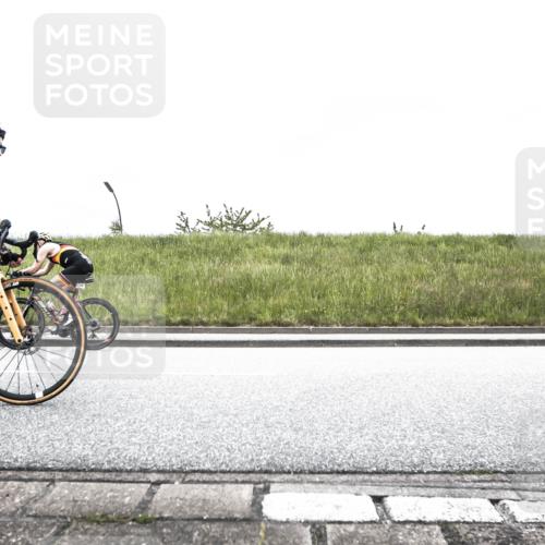 21.06.2026 - 29. Vierlanden-Triathlon H.Heesch http://msf.ph/oto/9896263 21.06.2026 09:50:02 Radfahren 92, 158, 217, 221, 229 meine-sportfotos.de