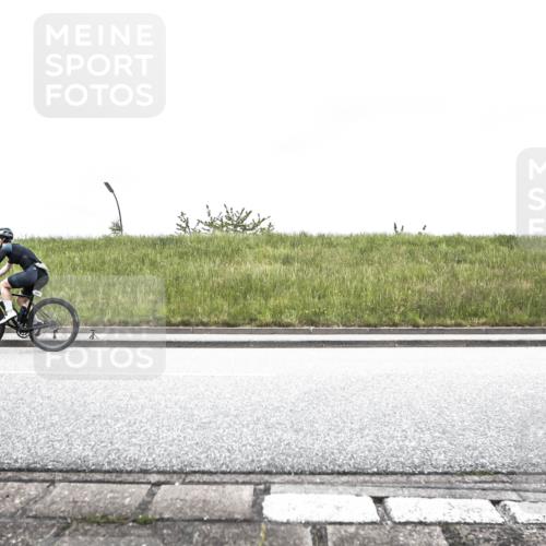 21.06.2026 - 29. Vierlanden-Triathlon H.Heesch http://msf.ph/oto/9896265 21.06.2026 09:50:06 Radfahren 31, 37, 92, 158, 221 meine-sportfotos.de