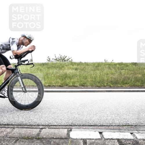 21.06.2026 - 29. Vierlanden-Triathlon H.Heesch http://msf.ph/oto/9896267 21.06.2026 09:50:10 Radfahren 31, 37, 123, 158 meine-sportfotos.de