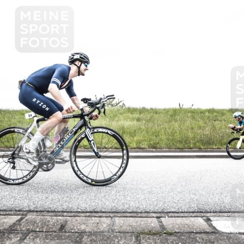 21.06.2026 - 29. Vierlanden-Triathlon H.Heesch http://msf.ph/oto/9896313 21.06.2026 09:53:13 Radfahren 24, 43, 265, 280, 299, 301 meine-sportfotos.de