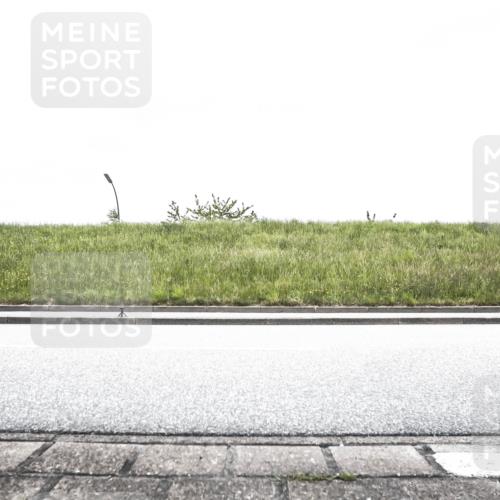 21.06.2026 - 29. Vierlanden-Triathlon H.Heesch http://msf.ph/oto/9896340 21.06.2026 09:53:52 Radfahren 55, 72, 78, 106, 112, 136, 257 meine-sportfotos.de
