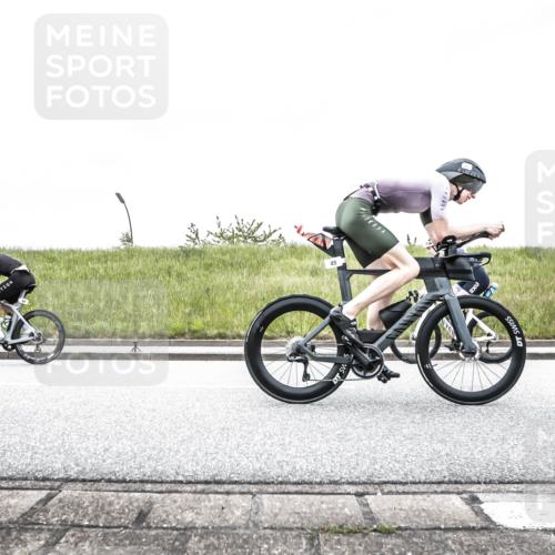 21.06.2026 - 29. Vierlanden-Triathlon H.Heesch http://msf.ph/oto/9896353 21.06.2026 09:54:04 Radfahren 45, 55, 227, 271 meine-sportfotos.de
