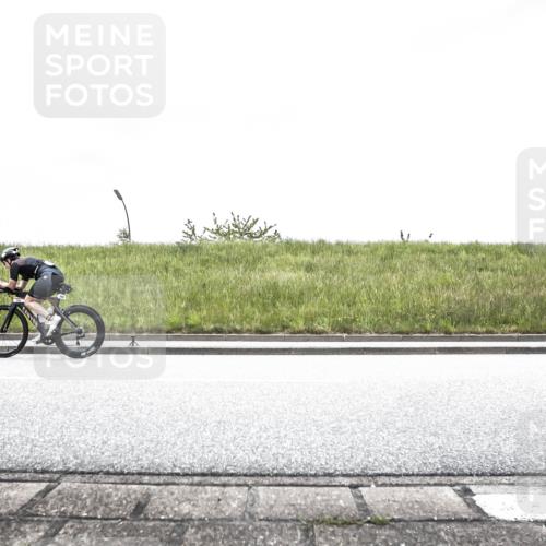 21.06.2026 - 29. Vierlanden-Triathlon H.Heesch http://msf.ph/oto/9896361 21.06.2026 09:54:26 Radfahren 4, 56, 294 meine-sportfotos.de