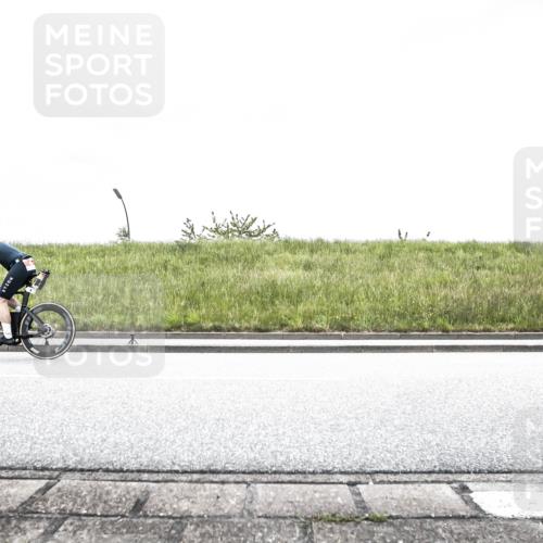 21.06.2026 - 29. Vierlanden-Triathlon H.Heesch http://msf.ph/oto/9896365 21.06.2026 09:54:37 Radfahren 4, 99, 141, 186, 226 meine-sportfotos.de