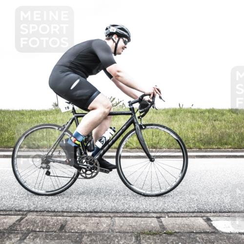 21.06.2026 - 29. Vierlanden-Triathlon H.Heesch http://msf.ph/oto/9896434 21.06.2026 09:58:06 Radfahren 19, 54, 267 meine-sportfotos.de