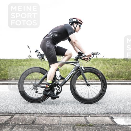 21.06.2026 - 29. Vierlanden-Triathlon H.Heesch http://msf.ph/oto/9896436 21.06.2026 09:58:08 Radfahren 19, 54, 267 meine-sportfotos.de