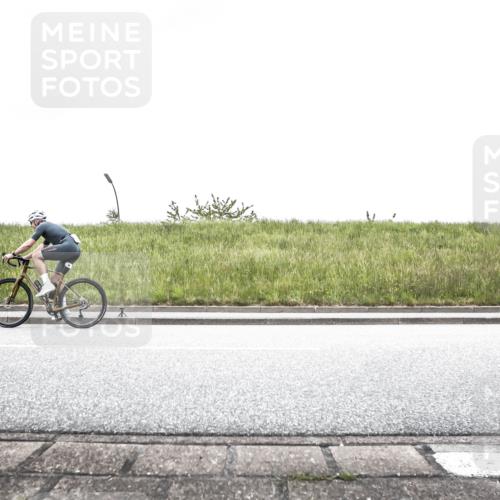 21.06.2026 - 29. Vierlanden-Triathlon H.Heesch http://msf.ph/oto/9896442 21.06.2026 09:58:25 Radfahren 46, 88, 202, 364, 375 meine-sportfotos.de