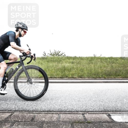 21.06.2026 - 29. Vierlanden-Triathlon H.Heesch http://msf.ph/oto/9896482 21.06.2026 09:59:53 Radfahren 131, 196, 221, 377 meine-sportfotos.de