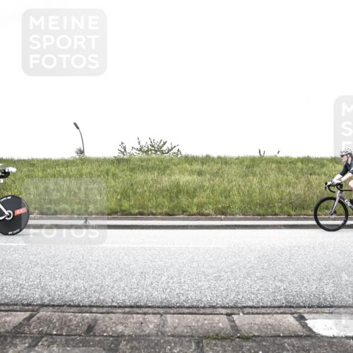 21.06.2026 - 29. Vierlanden-Triathlon H.Heesch http://msf.ph/oto/9896486 21.06.2026 10:00:24 Radfahren 2, 225, 230, 385 meine-sportfotos.de
