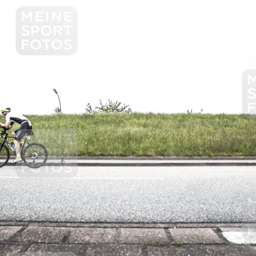 21.06.2026 - 29. Vierlanden-Triathlon H.Heesch http://msf.ph/oto/9896508 21.06.2026 10:01:36 Radfahren 112, 122, 136, 219, 246, 311 meine-sportfotos.de