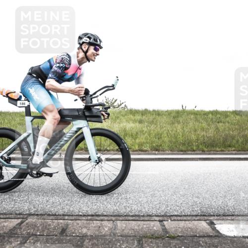 21.06.2026 - 29. Vierlanden-Triathlon H.Heesch http://msf.ph/oto/9896533 21.06.2026 10:02:24 Radfahren 72, 118, 119, 141, 186, 273, 339 meine-sportfotos.de