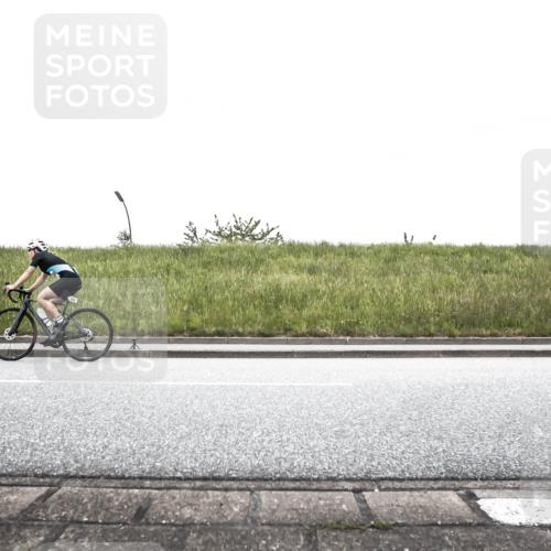 21.06.2026 - 29. Vierlanden-Triathlon H.Heesch http://msf.ph/oto/9896566 21.06.2026 10:03:06 Radfahren 91, 232, 266, 276 meine-sportfotos.de
