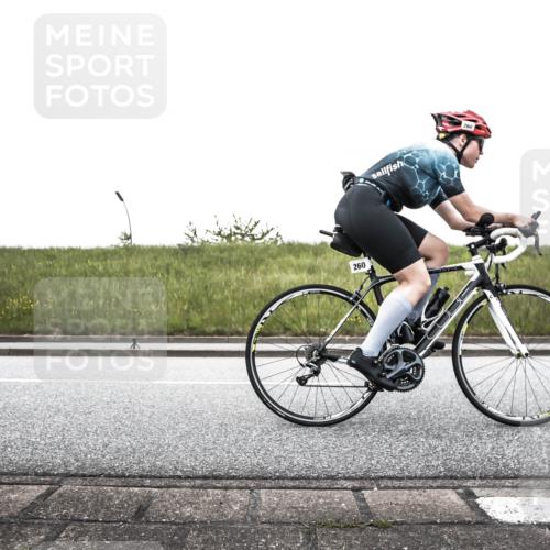 21.06.2026 - 29. Vierlanden-Triathlon H.Heesch http://msf.ph/oto/9896585 21.06.2026 10:04:20 Radfahren 75, 90, 180, 260, 324, 350, 379 meine-sportfotos.de