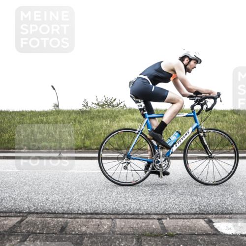 21.06.2026 - 29. Vierlanden-Triathlon H.Heesch http://msf.ph/oto/9896603 21.06.2026 10:04:50 Radfahren 86, 174, 307, 329, 365 meine-sportfotos.de