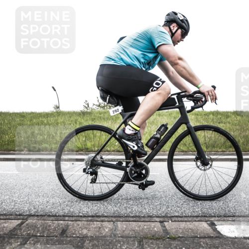 21.06.2026 - 29. Vierlanden-Triathlon H.Heesch http://msf.ph/oto/9896615 21.06.2026 10:05:00 Radfahren 130, 174, 292, 308, 332, 352 meine-sportfotos.de