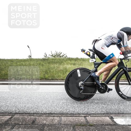 21.06.2026 - 29. Vierlanden-Triathlon H.Heesch http://msf.ph/oto/9896631 21.06.2026 10:05:34 Radfahren 5, 103, 135, 175, 195, 312 meine-sportfotos.de