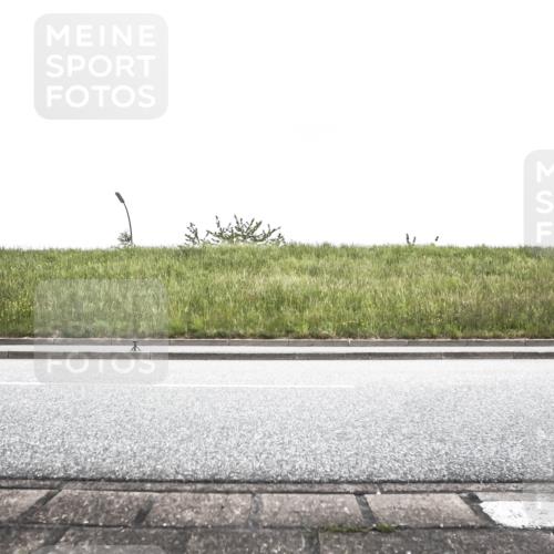 21.06.2026 - 29. Vierlanden-Triathlon H.Heesch http://msf.ph/oto/9896699 21.06.2026 10:07:49 Radfahren 23, 50, 104, 105, 111, 167, 220, 231, 279 meine-sportfotos.de