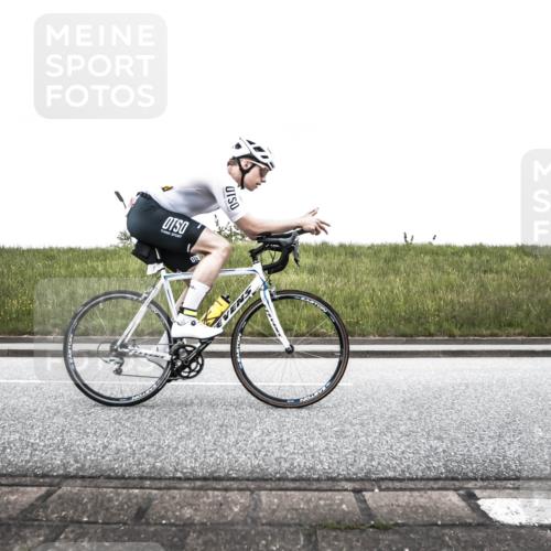 21.06.2026 - 29. Vierlanden-Triathlon H.Heesch http://msf.ph/oto/9896713 21.06.2026 10:08:04 Radfahren 7, 59, 80, 305, 334, 371 meine-sportfotos.de