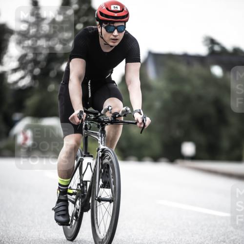 21.06.2026 - 29. Vierlanden-Triathlon H.Heesch http://msf.ph/oto/9896809 21.06.2026 09:58:08 Radfahren 19, 54, 165, 267 meine-sportfotos.de