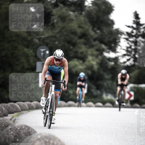 21.06.2026 - 29. Vierlanden-Triathlon H.Heesch http://msf.ph/oto/9896818 21.06.2026 09:58:26 Radfahren 46, 62, 202, 298, 364, 375 meine-sportfotos.de