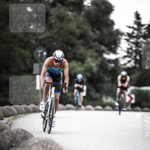 21.06.2026 - 29. Vierlanden-Triathlon H.Heesch http://msf.ph/oto/9896821 21.06.2026 09:58:26 Radfahren 46, 62, 202, 298, 364, 375 meine-sportfotos.de