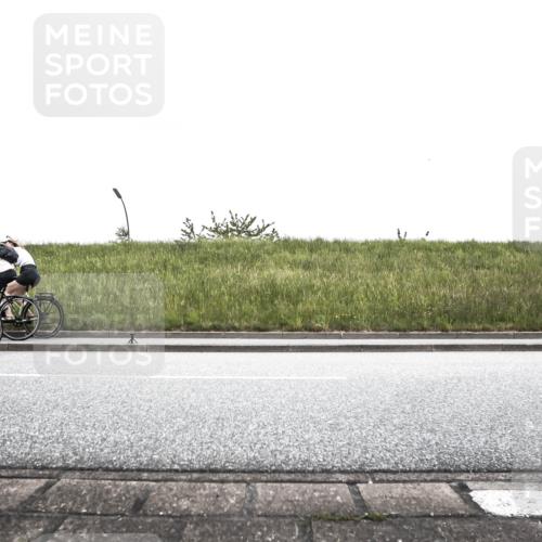 21.06.2026 - 29. Vierlanden-Triathlon H.Heesch http://msf.ph/oto/9896863 21.06.2026 10:12:11 Radfahren 39, 115, 160, 454 meine-sportfotos.de