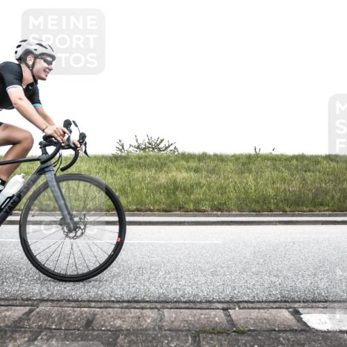 21.06.2026 - 29. Vierlanden-Triathlon H.Heesch http://msf.ph/oto/9896890 21.06.2026 10:13:07 Radfahren 36, 48, 70, 180, 232, 429 meine-sportfotos.de