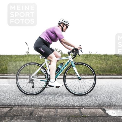 21.06.2026 - 29. Vierlanden-Triathlon H.Heesch http://msf.ph/oto/9896905 21.06.2026 10:13:26 Radfahren 9, 26, 75, 90, 276, 395, 431 meine-sportfotos.de