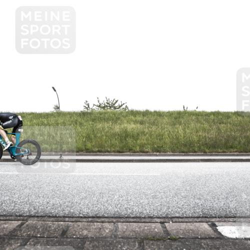 21.06.2026 - 29. Vierlanden-Triathlon H.Heesch http://msf.ph/oto/9896944 21.06.2026 10:14:20 Radfahren 5, 6, 37, 130, 140, 195, 204, 238, 464 meine-sportfotos.de