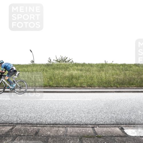 21.06.2026 - 29. Vierlanden-Triathlon H.Heesch http://msf.ph/oto/9896972 21.06.2026 10:15:02 Radfahren 71, 135, 200, 216, 424 meine-sportfotos.de