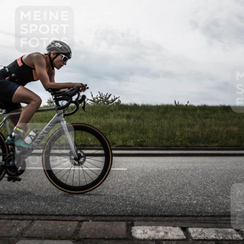 21.06.2026 - 29. Vierlanden-Triathlon H.Heesch http://msf.ph/oto/9897142 21.06.2026 09:20:44 Radfahren 45, 253 meine-sportfotos.de