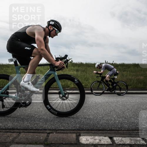 21.06.2026 - 29. Vierlanden-Triathlon H.Heesch http://msf.ph/oto/9897159 21.06.2026 09:21:10 Radfahren 7, 13, 88, 109, 257 meine-sportfotos.de