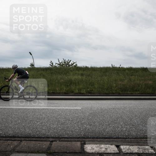 21.06.2026 - 29. Vierlanden-Triathlon H.Heesch http://msf.ph/oto/9897172 21.06.2026 09:21:20 Radfahren 88, 136, 141, 207, 272 meine-sportfotos.de