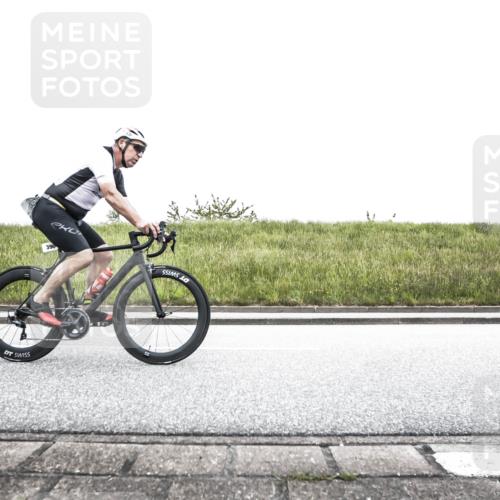 21.06.2026 - 29. Vierlanden-Triathlon H.Heesch http://msf.ph/oto/9897173 21.06.2026 10:22:36 Radfahren 48, 93, 126, 129, 140, 396, 401, 426, 461 meine-sportfotos.de