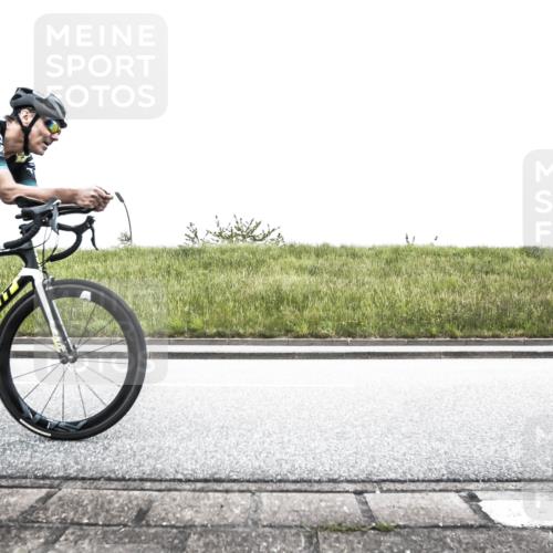 21.06.2026 - 29. Vierlanden-Triathlon H.Heesch http://msf.ph/oto/9897176 21.06.2026 10:22:36 Radfahren 48, 93, 126, 129, 140, 396, 401, 426, 461 meine-sportfotos.de