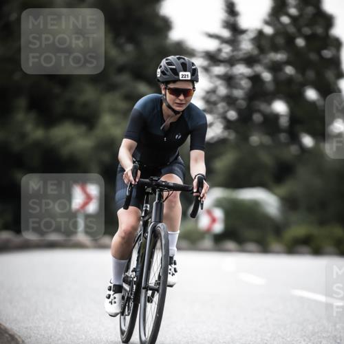 21.06.2026 - 29. Vierlanden-Triathlon H.Heesch http://msf.ph/oto/9897178 21.06.2026 09:59:53 Radfahren 84, 131, 169, 221 meine-sportfotos.de