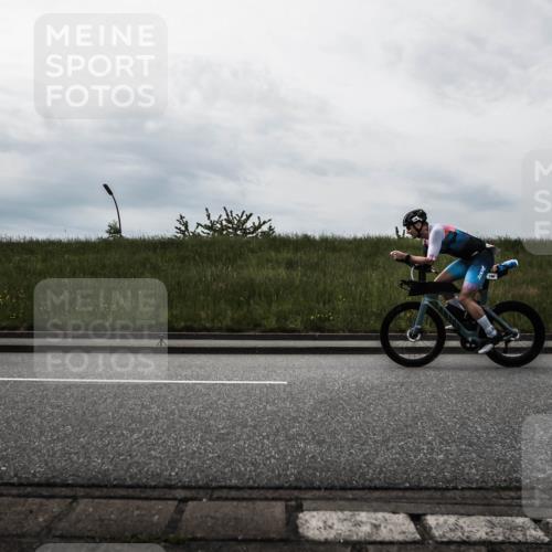 21.06.2026 - 29. Vierlanden-Triathlon H.Heesch http://msf.ph/oto/9897206 21.06.2026 09:22:01 Radfahren 46, 147, 174, 186 meine-sportfotos.de