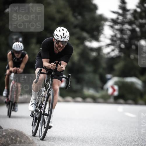 21.06.2026 - 29. Vierlanden-Triathlon H.Heesch http://msf.ph/oto/9897208 21.06.2026 10:00:00 Radfahren 84, 169 meine-sportfotos.de