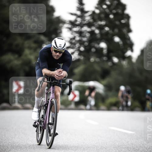 21.06.2026 - 29. Vierlanden-Triathlon H.Heesch http://msf.ph/oto/9897271 21.06.2026 10:02:03 Radfahren 51, 55, 78, 248, 265, 301 meine-sportfotos.de