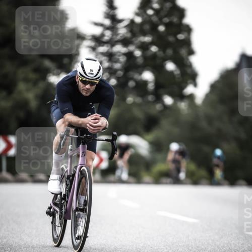 21.06.2026 - 29. Vierlanden-Triathlon H.Heesch http://msf.ph/oto/9897278 21.06.2026 10:02:03 Radfahren 51, 55, 78, 248, 265, 301 meine-sportfotos.de
