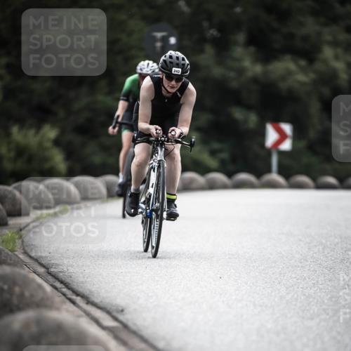 21.06.2026 - 29. Vierlanden-Triathlon H.Heesch http://msf.ph/oto/9897279 21.06.2026 09:27:42 Radfahren 135, 243, 259 meine-sportfotos.de