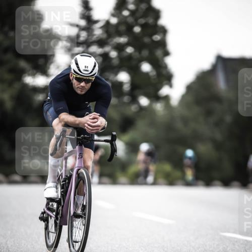 21.06.2026 - 29. Vierlanden-Triathlon H.Heesch http://msf.ph/oto/9897286 21.06.2026 10:02:03 Radfahren 51, 55, 78, 248, 265, 301 meine-sportfotos.de