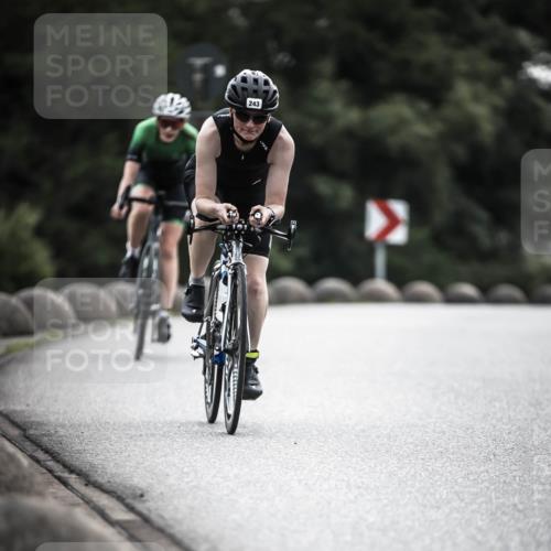 21.06.2026 - 29. Vierlanden-Triathlon H.Heesch http://msf.ph/oto/9897289 21.06.2026 09:27:42 Radfahren 135, 243, 259 meine-sportfotos.de