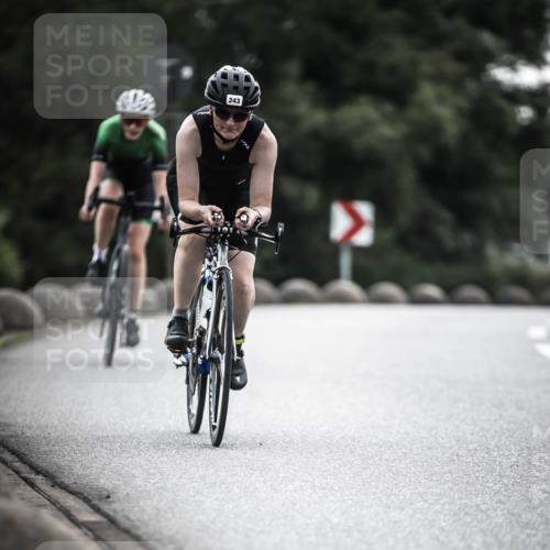 21.06.2026 - 29. Vierlanden-Triathlon H.Heesch http://msf.ph/oto/9897292 21.06.2026 09:27:42 Radfahren 135, 243, 259 meine-sportfotos.de