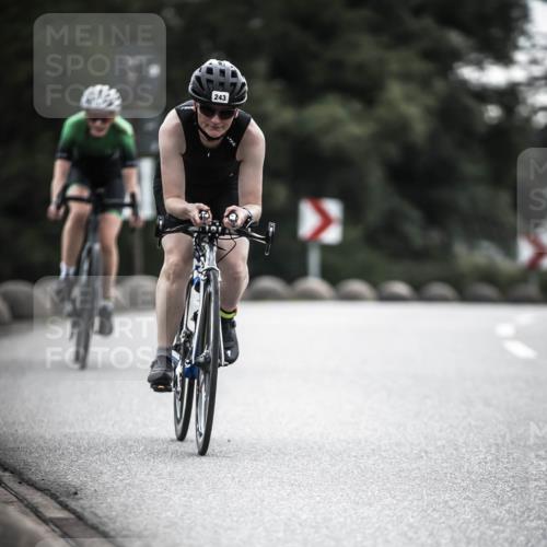 21.06.2026 - 29. Vierlanden-Triathlon H.Heesch http://msf.ph/oto/9897296 21.06.2026 09:27:42 Radfahren 135, 243, 259 meine-sportfotos.de