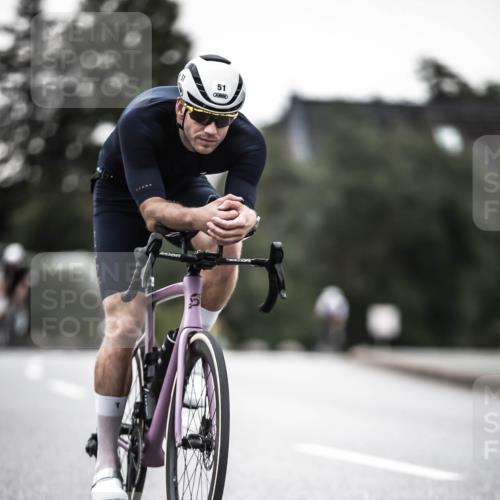 21.06.2026 - 29. Vierlanden-Triathlon H.Heesch http://msf.ph/oto/9897311 21.06.2026 10:02:04 Radfahren 51, 55, 78, 248, 265, 301 meine-sportfotos.de