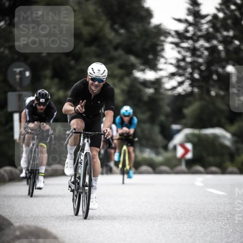 21.06.2026 - 29. Vierlanden-Triathlon H.Heesch http://msf.ph/oto/9897322 21.06.2026 10:02:08 Radfahren 55, 78, 265, 280, 301 meine-sportfotos.de
